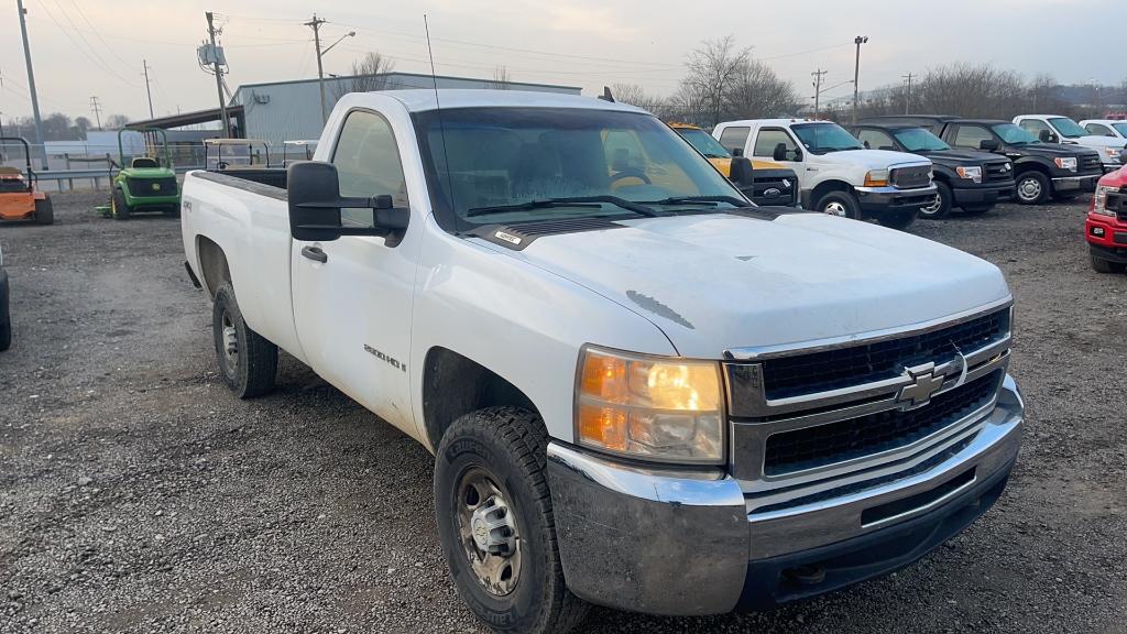 '07 CHEVROLET 2500HD PICKUP TRUCK