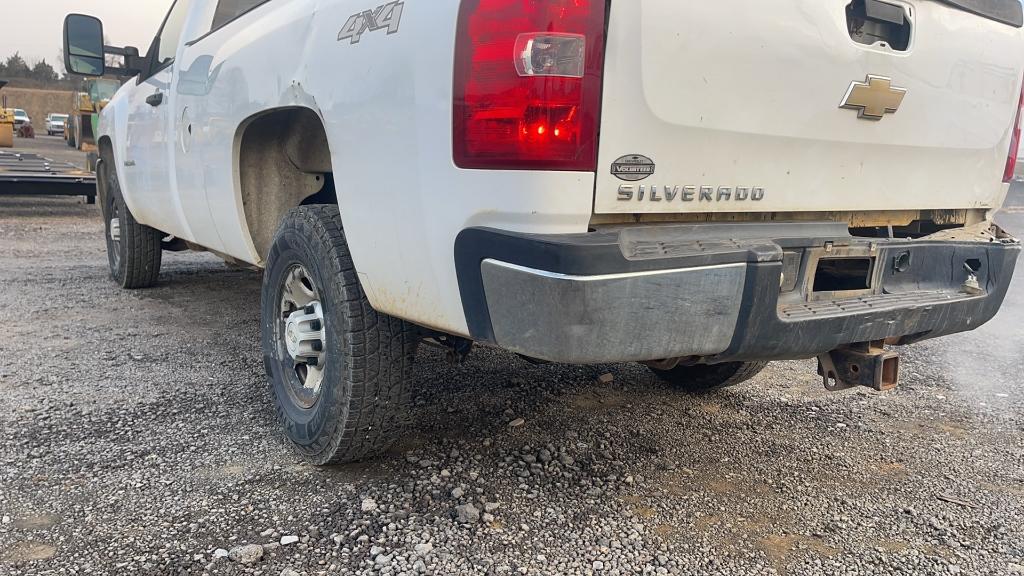 '07 CHEVROLET 2500HD PICKUP TRUCK