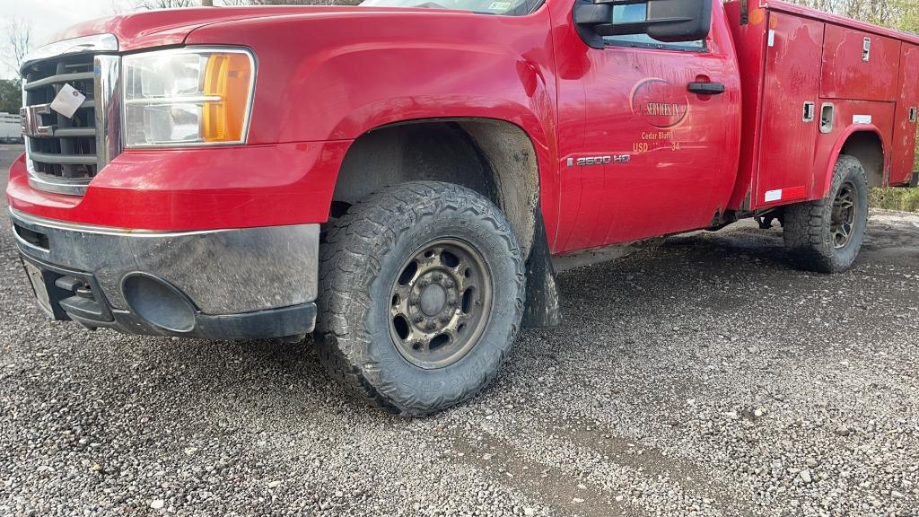 2009 GMC 2500HD SERVICE TRUCK