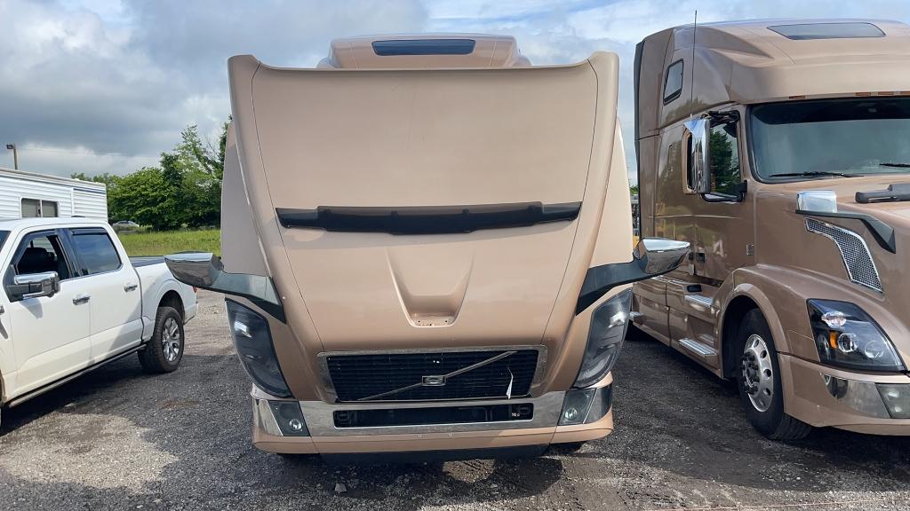 2018 VOLVO VNL64T670 TANDEM AXLE ROAD TRACTOR