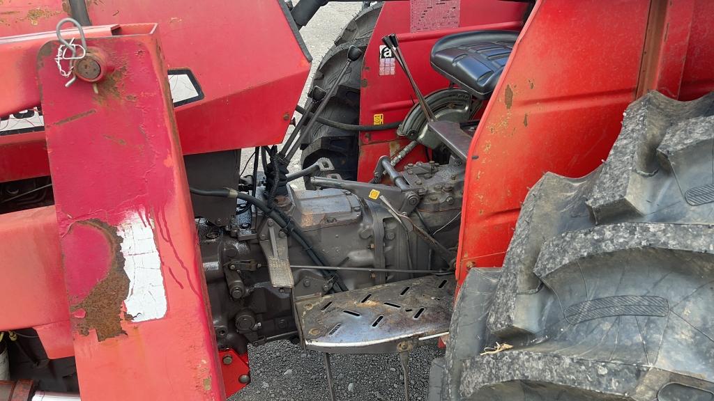 MASSEY FERGUSON 283 TRACTOR