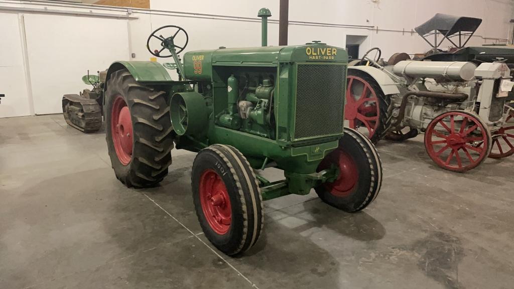1947 OLIVER 99 TRACTOR