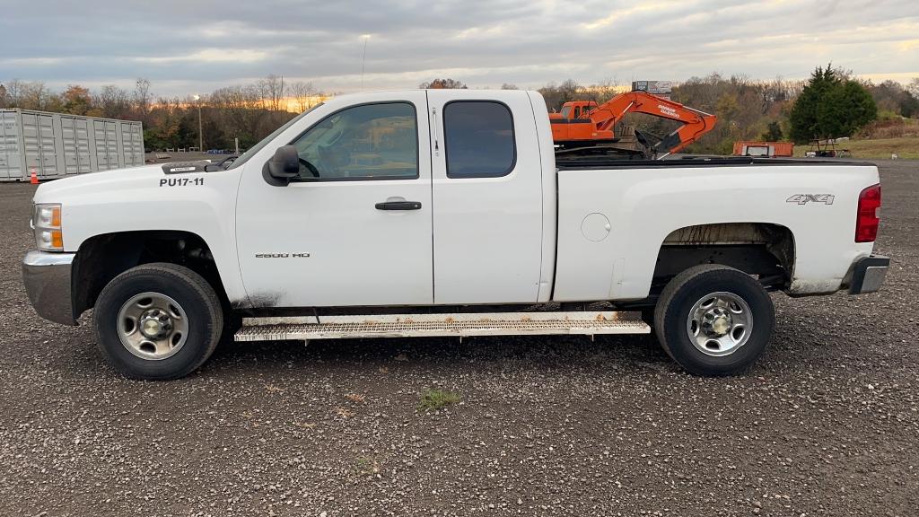 2010 CHEVROLET 2500 HD PICKUP TRUCK