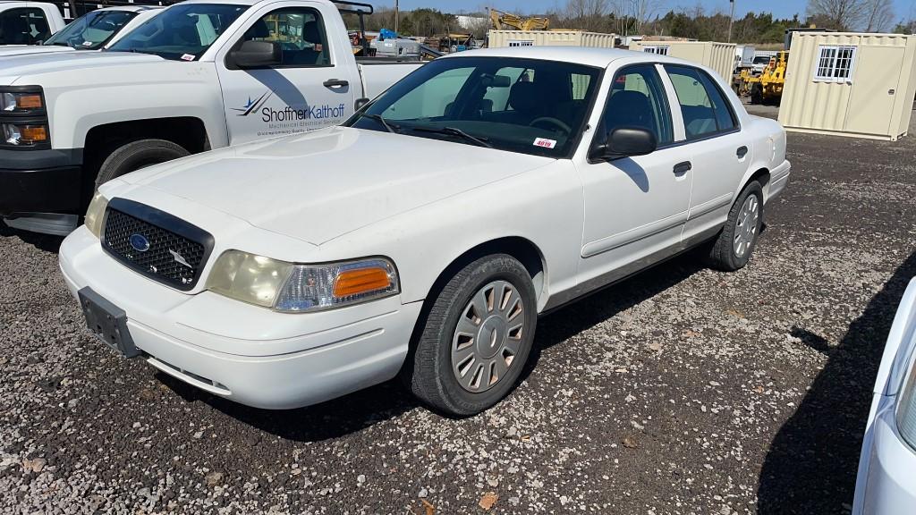 2007 FORD CROWN VICTORIAN