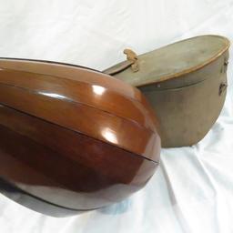 Antique Bowl Back Mandolin with case repairable