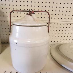 1 Gallon stoneware jar with lid and 5/6 gallon lid
