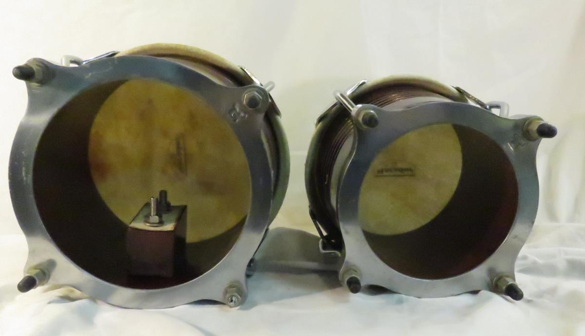 2 Matador Bongos