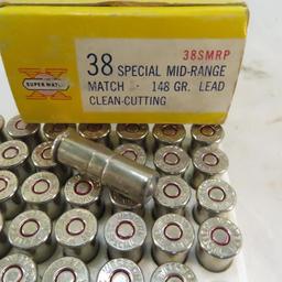 Ammunition: 240+ rounds .38 Special