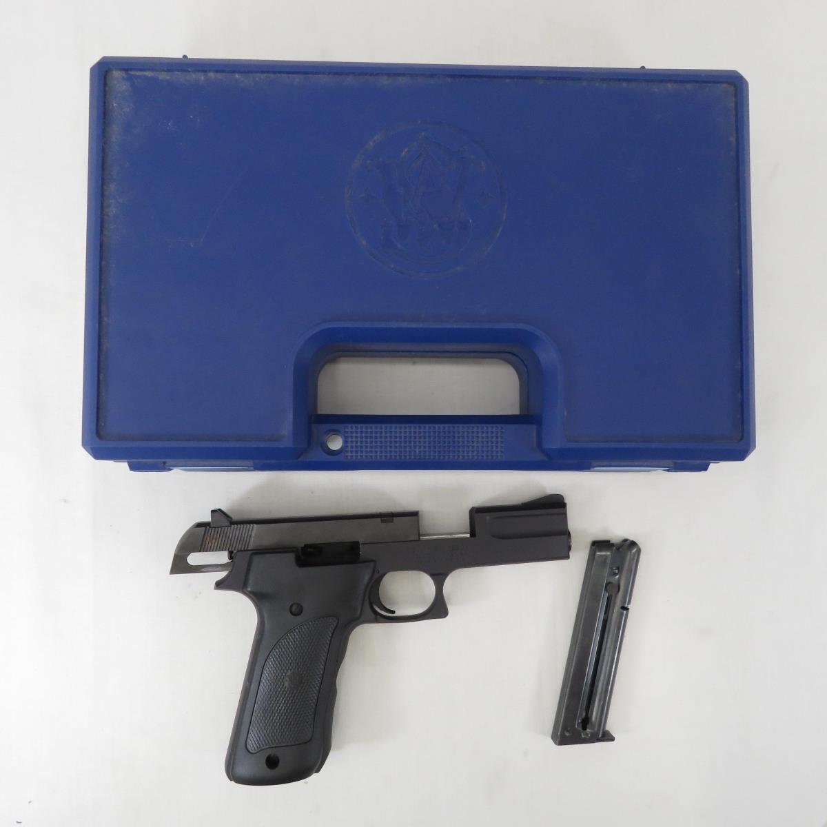 Smith & Wesson Model 422 .22 LR CTG Pistol