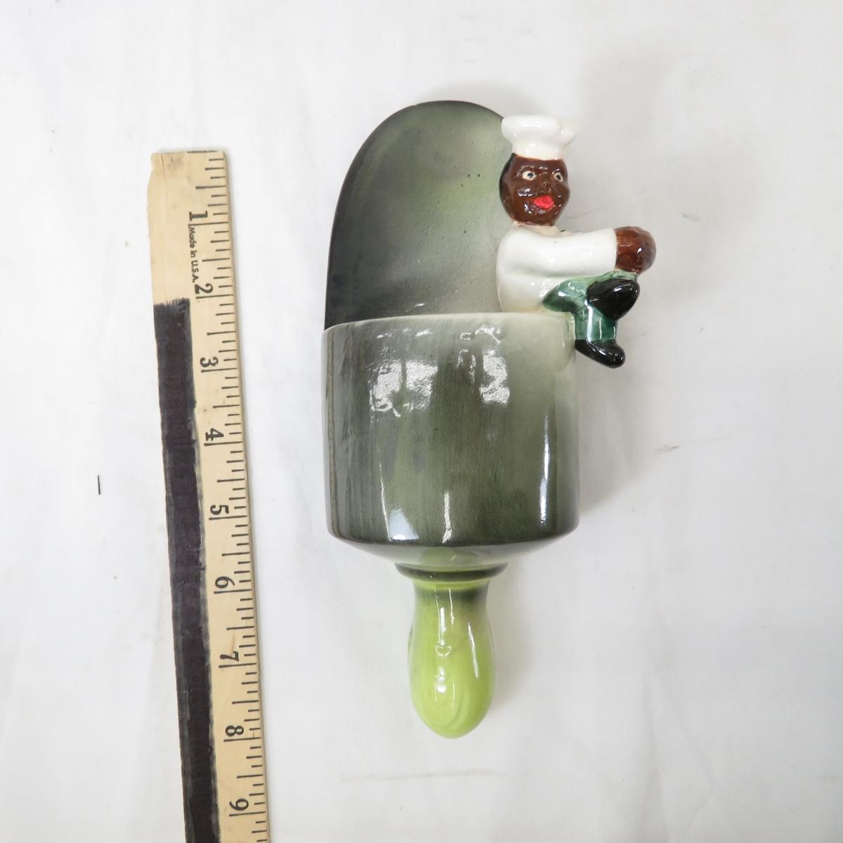 8 Black Americana String Holders & More