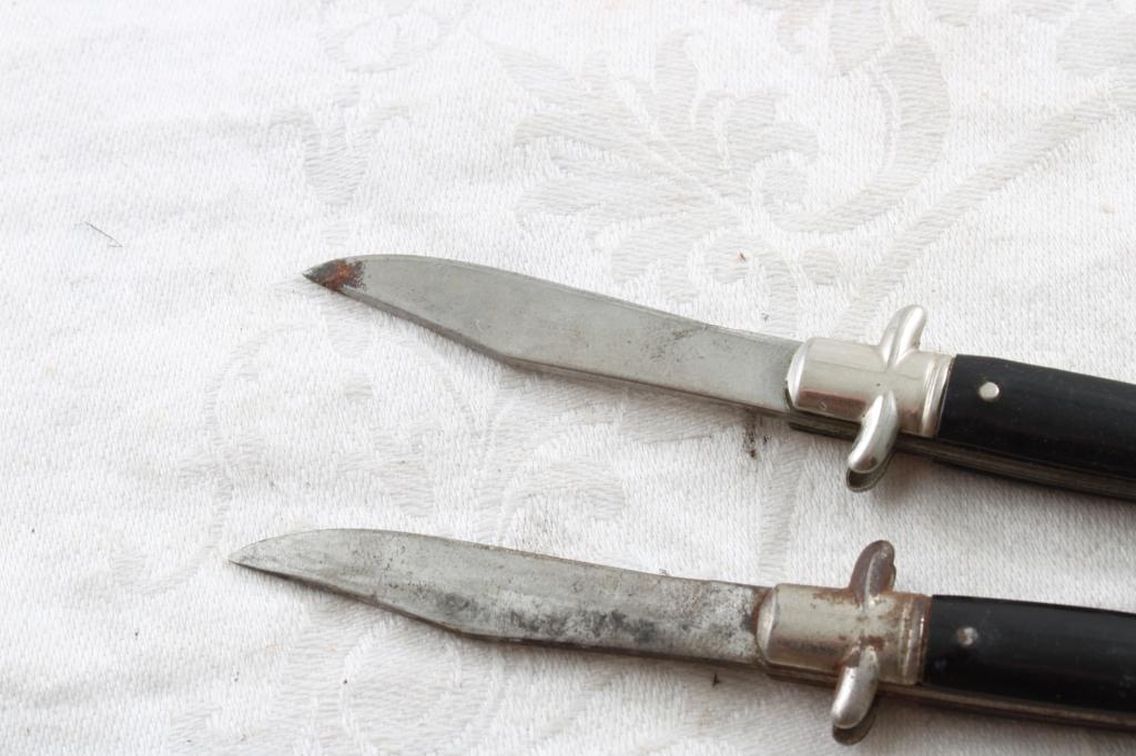 2 USA Miniature Fixed Blade Knives