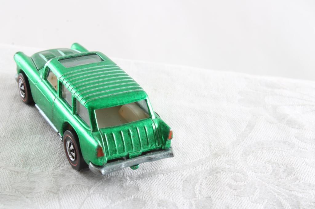 1969 Hot Wheels Redline Classic Nomad