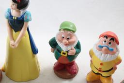 Disney Snow White Bank & 7 Vinyl Dwarfs