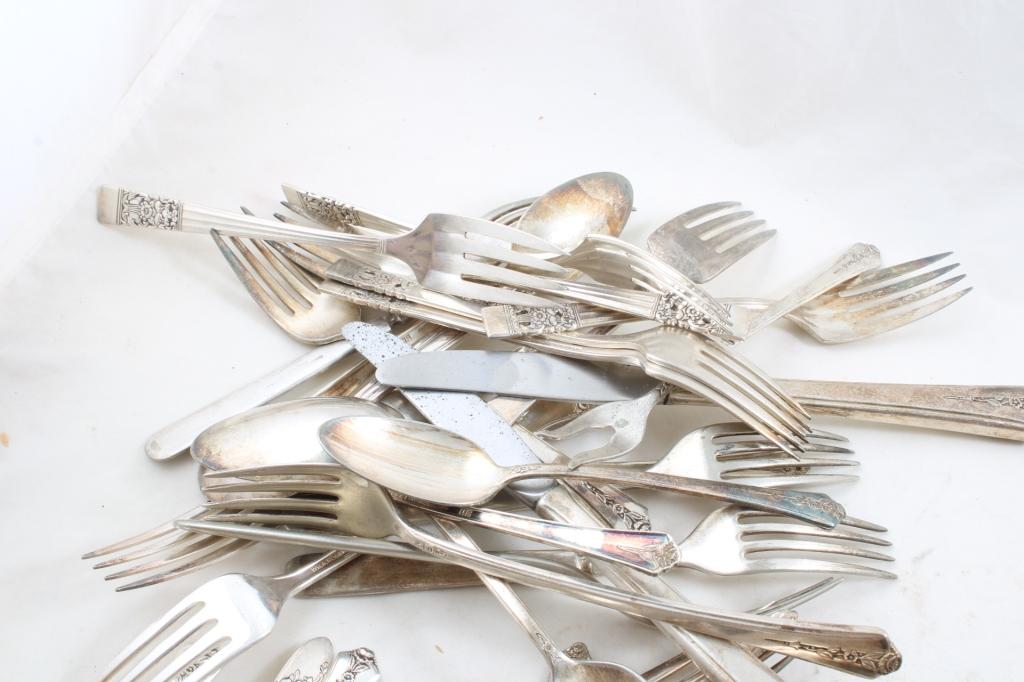 Mixed Lot 6 1/2 Lbs. Silverplate Flatware