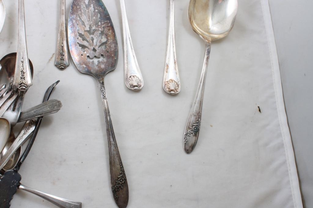 Mixed Lot 6 1/2 Lbs. Silverplate Flatware