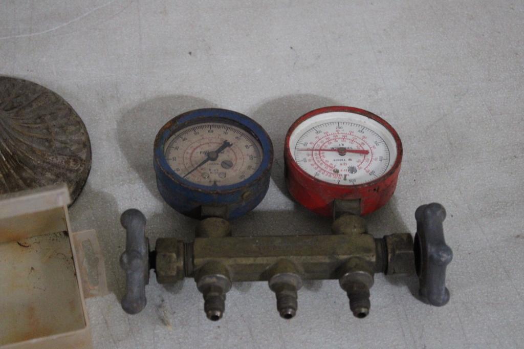 Acetylene Regulator Gauges, Scale, Bunson Burner+