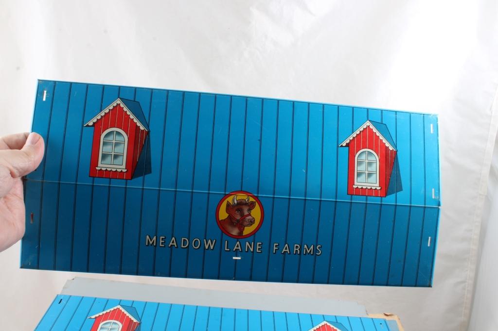 Ohio Art Tin Farm Barn Animals Farmyard Set