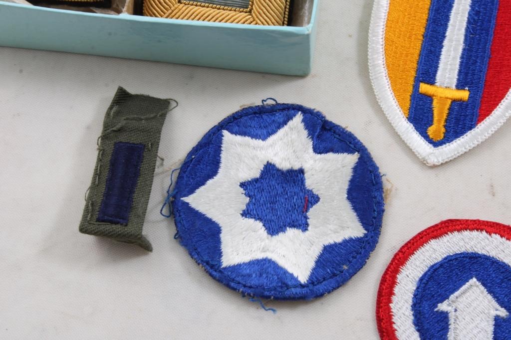 Military Major Shoulder Boards, Vietnam Patches