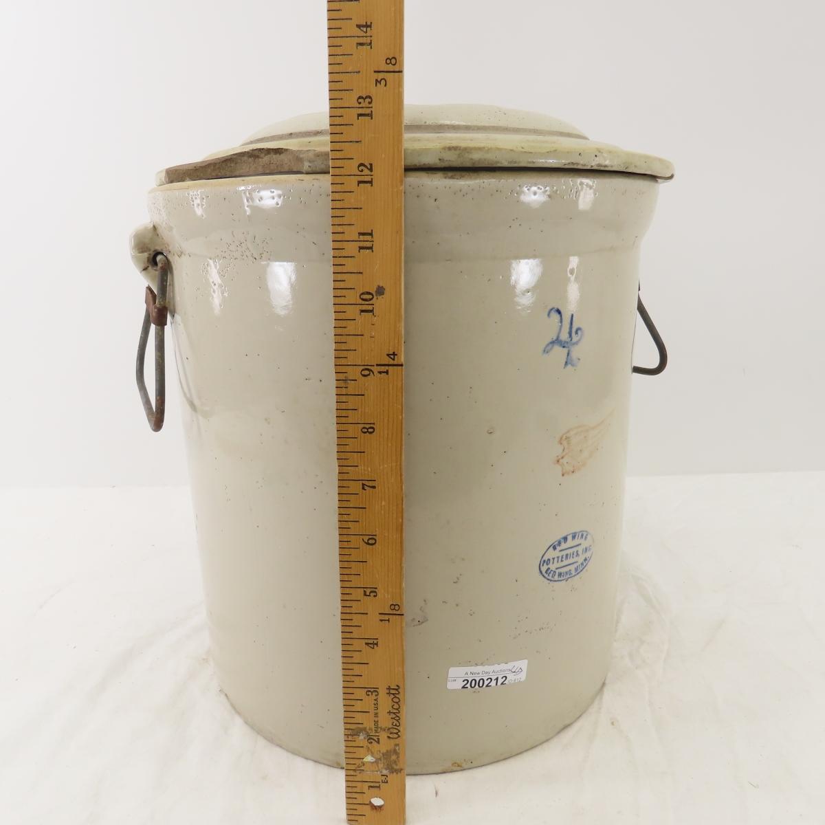 4 gallon Red Wing Potteries Small Wing Crock & Lid