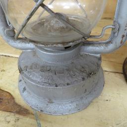 4 Antique Lanterns- Dietz No 8 Air Pilot & Others