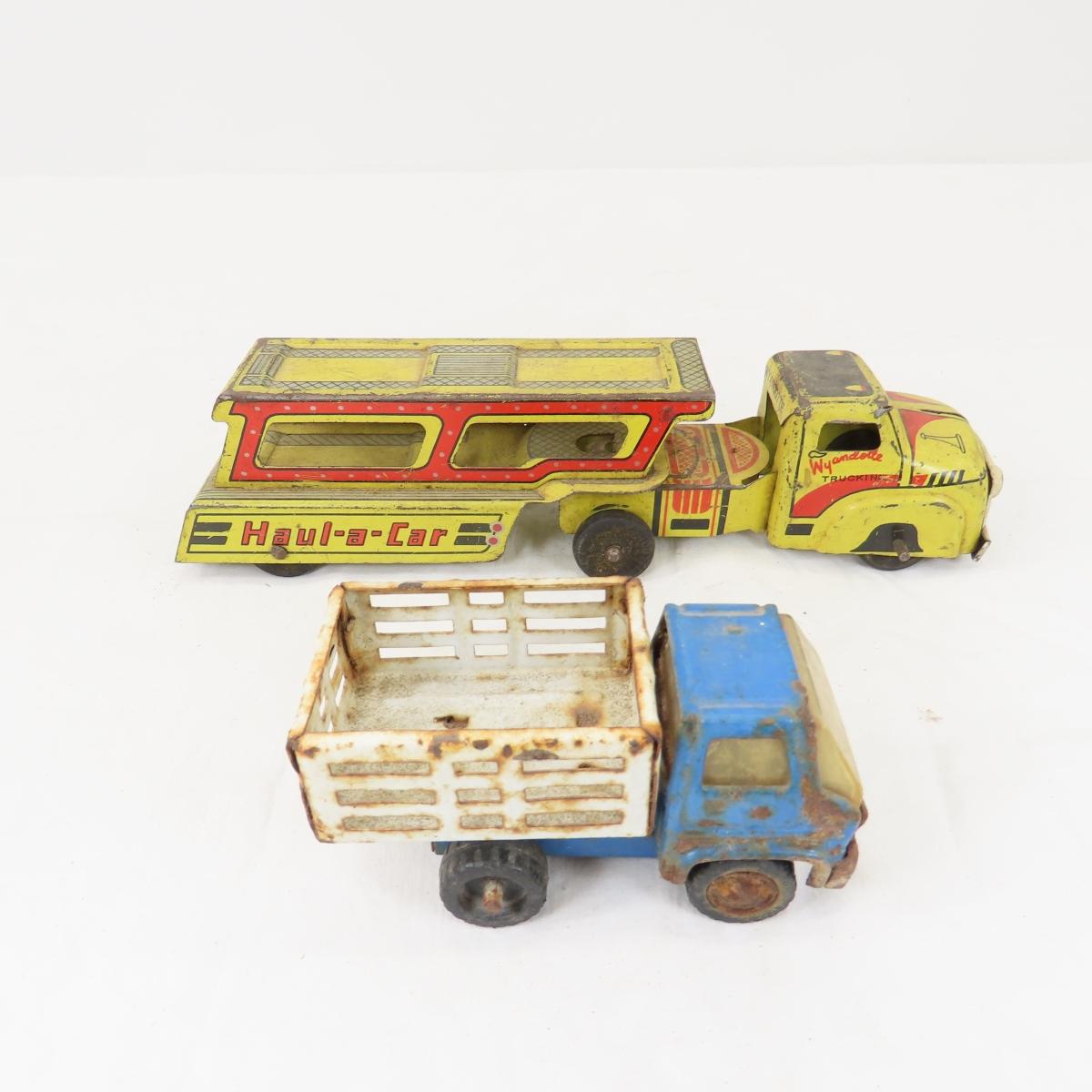 Vintage tin toys, 1st aid tins and play money