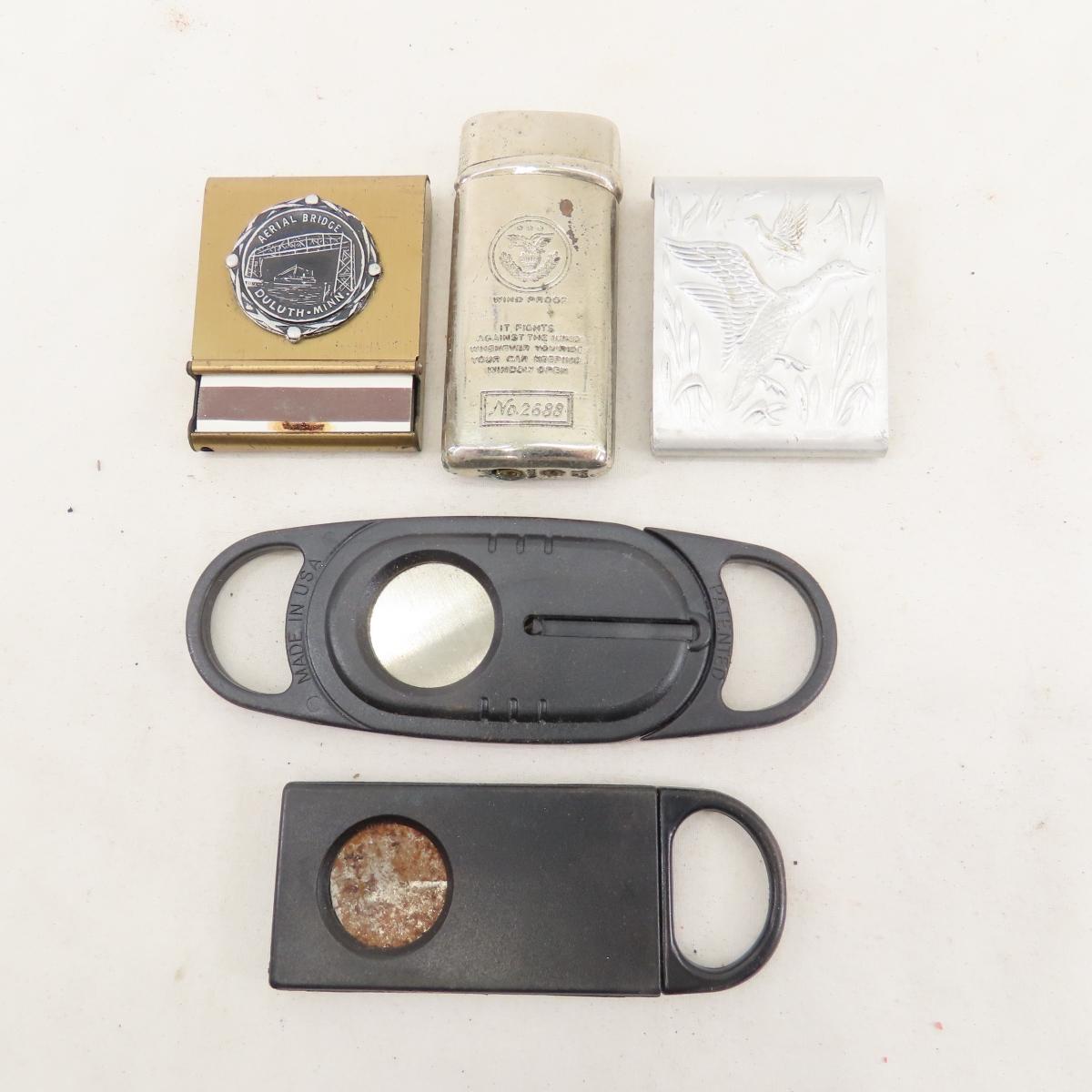 Pipes, Matchbook collection and accessories