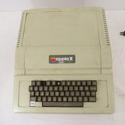 Apple II Plus Computer & Parts