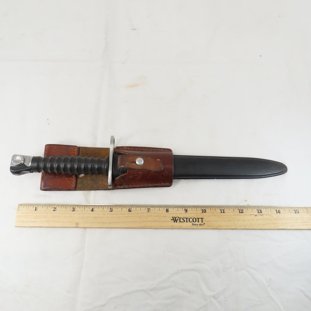 Swiss Army Bayonet & Scabbard with Leather Frog