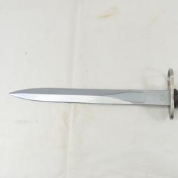 Swiss Army Bayonet & Scabbard with Leather Frog