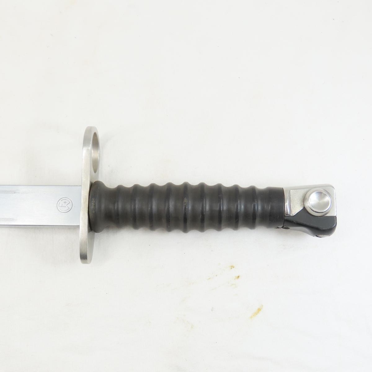 Swiss Army Bayonet & Scabbard with Leather Frog