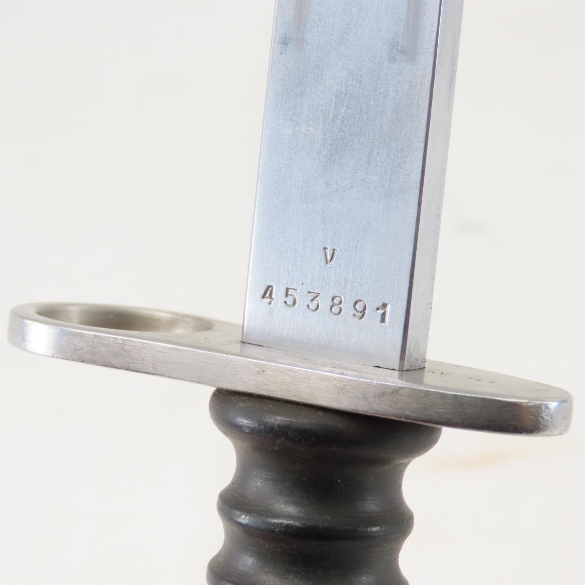 Swiss Army Bayonet & Scabbard with Leather Frog