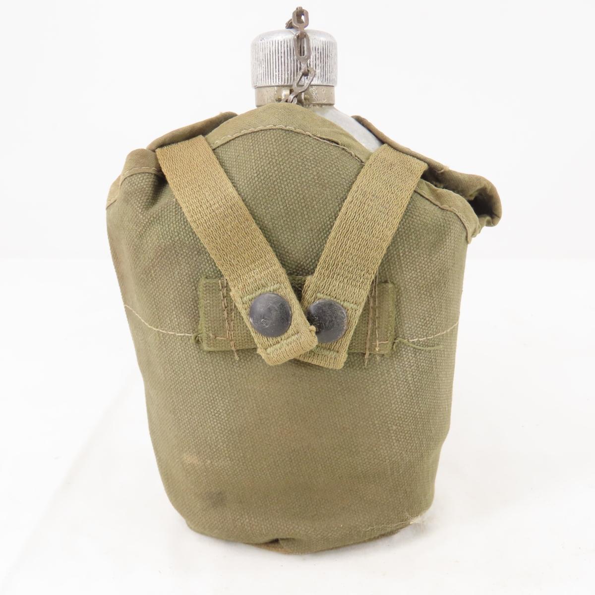 Experimental canteen cover with 1942 US canteen