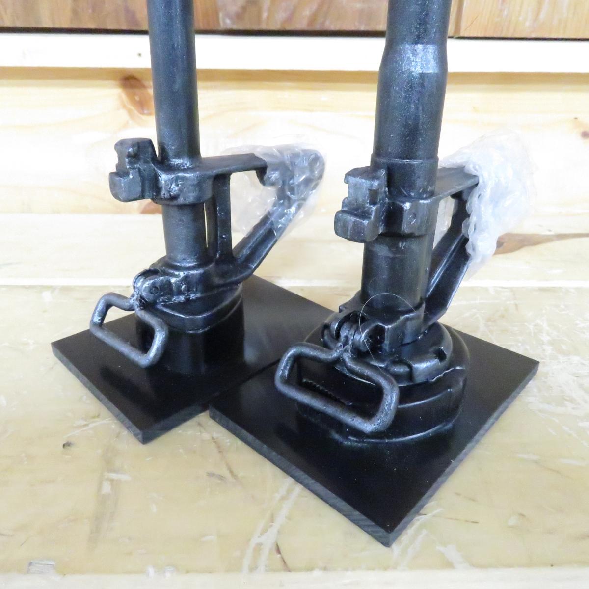 8 M16 Resin Bayonet Stands