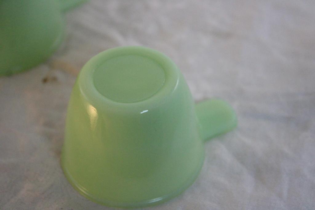 3 Jadeite Jeanette Glass Measuring Cups GLOW