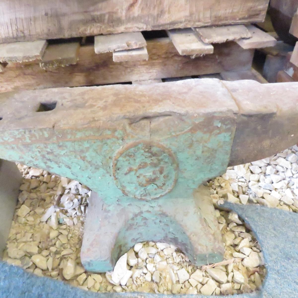 Vintage Anvil