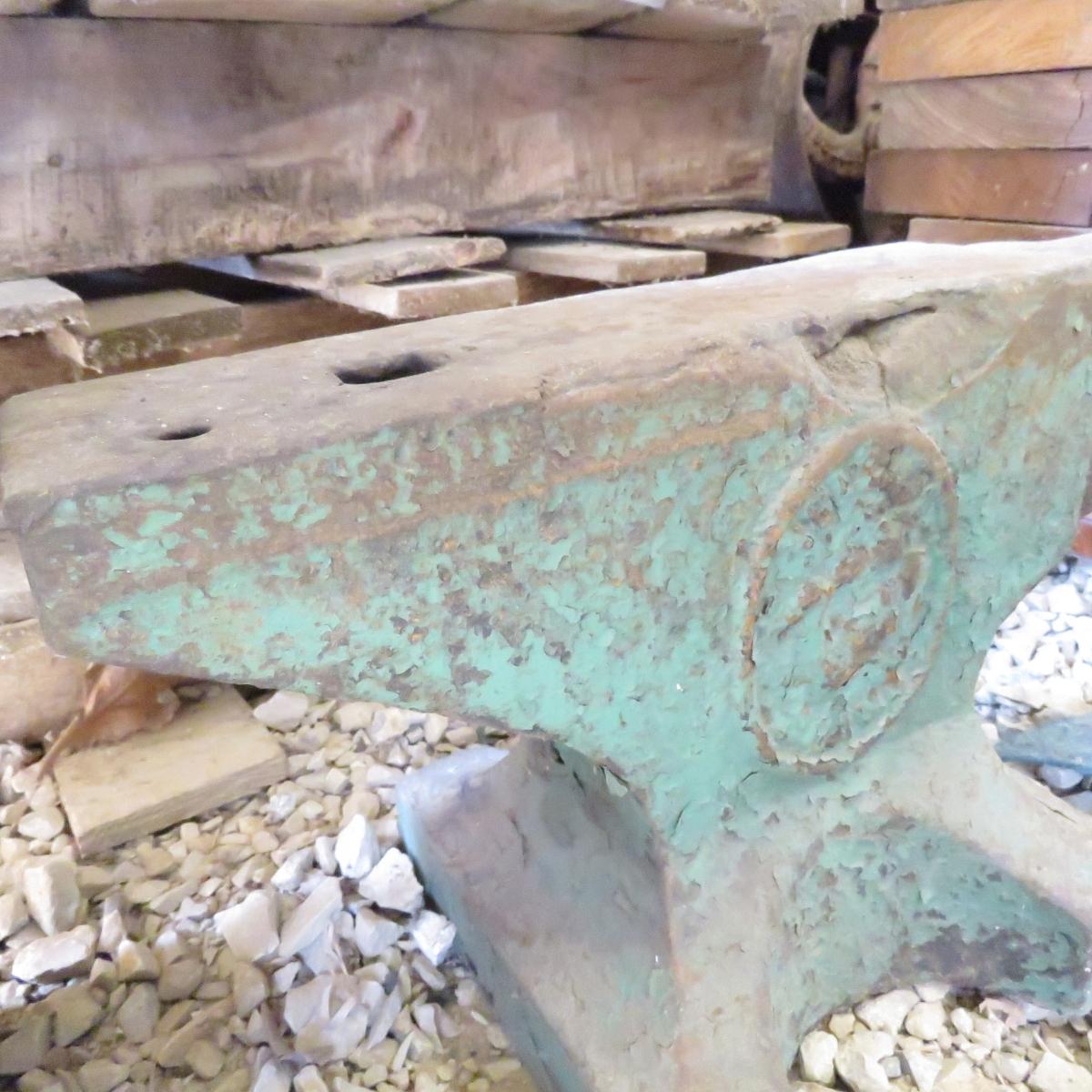 Vintage Anvil
