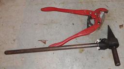 Lot #389d- Large pipe cutters, pipe reamer, pipe threader, brass valves