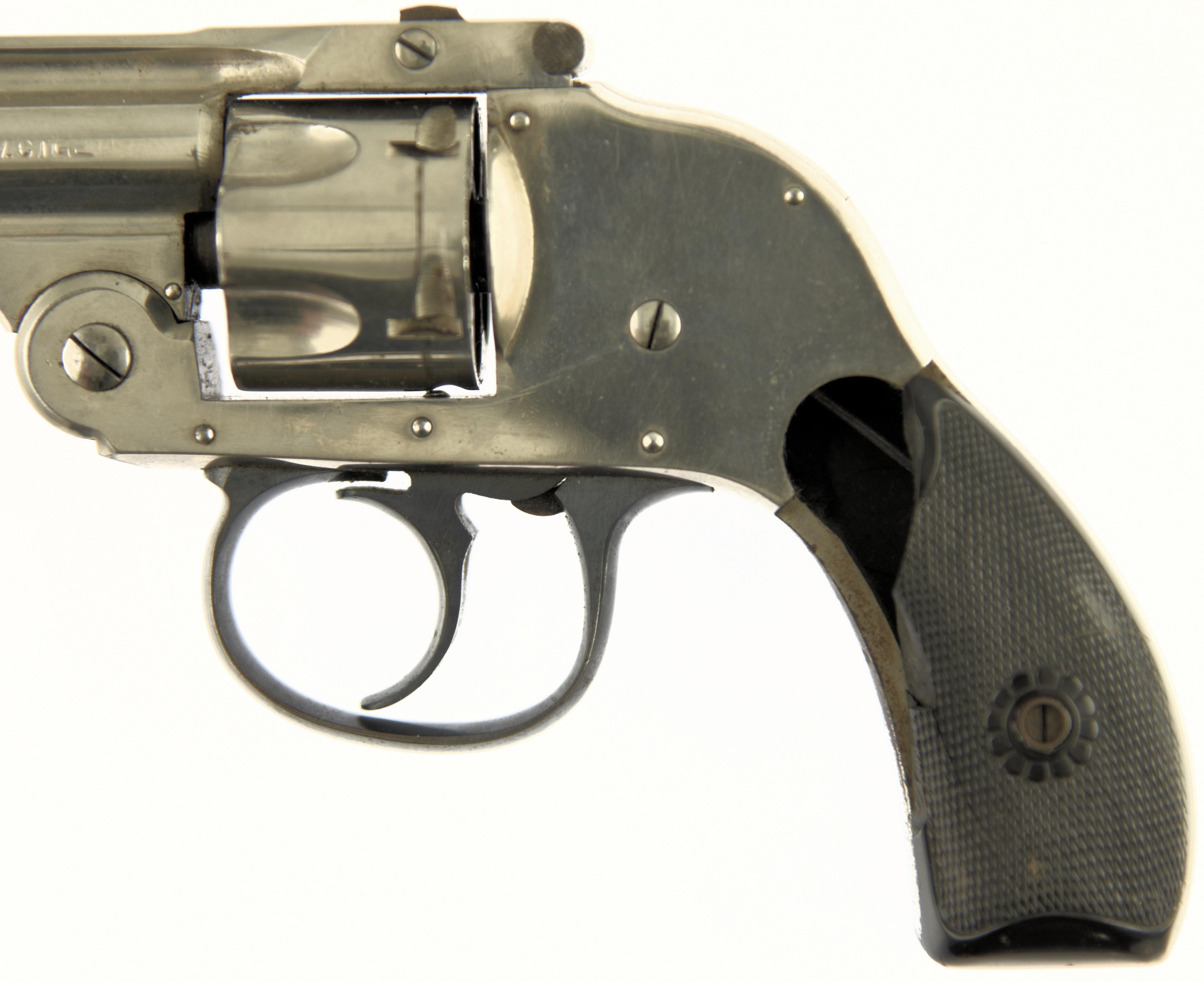 Lot #379 - Harrington & Richardson Arms Co. Hammerless Top Break .32 S/W