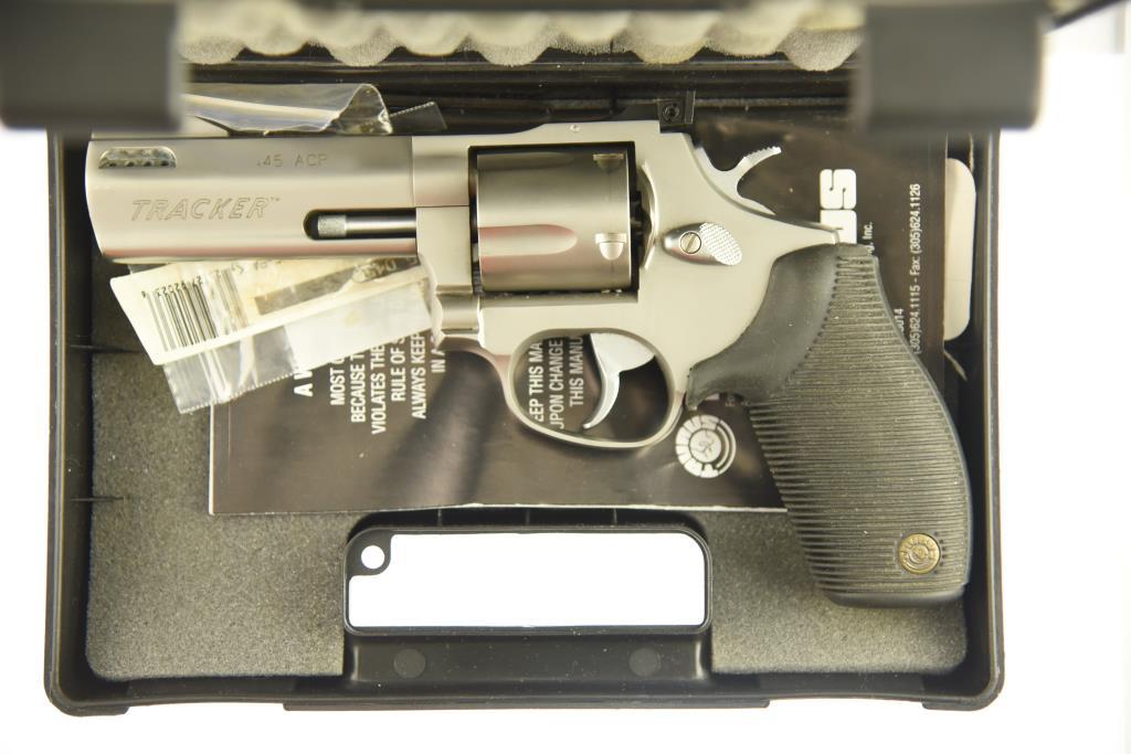 TAURUS TRACKER Double Action Revolver
