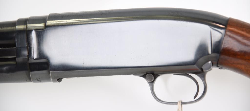 Winchester 12 Pump Action Shotgun 16 GA MODERN