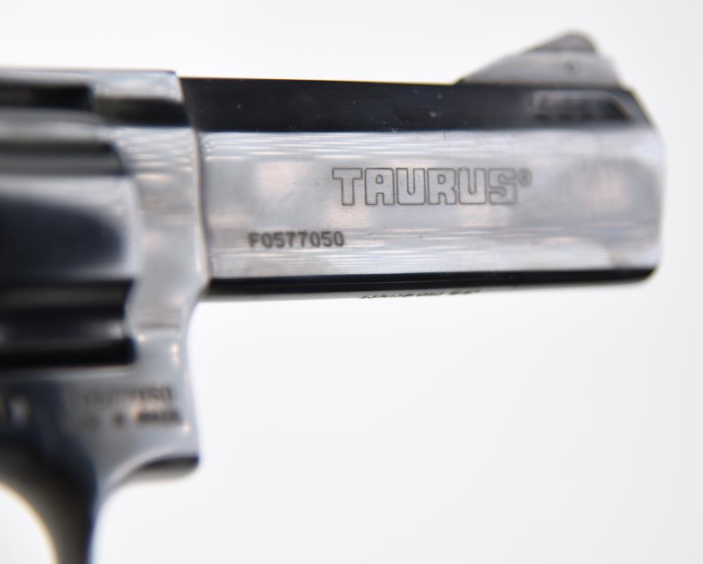 TAURUS INT MFG/IMP BY TAURUS TRACKER Double Action Revolver .44 Rem Mag REGULATED