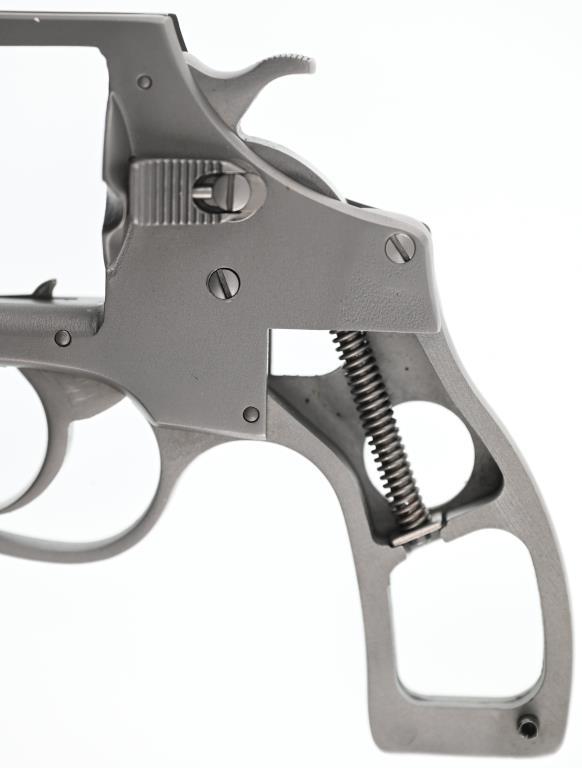 CHARTER ARMS BULLDOG Revolver Frame MFG./IMP. BY: CHARTER ARMS MODEL: BULLDOG ACTION TYPE:
