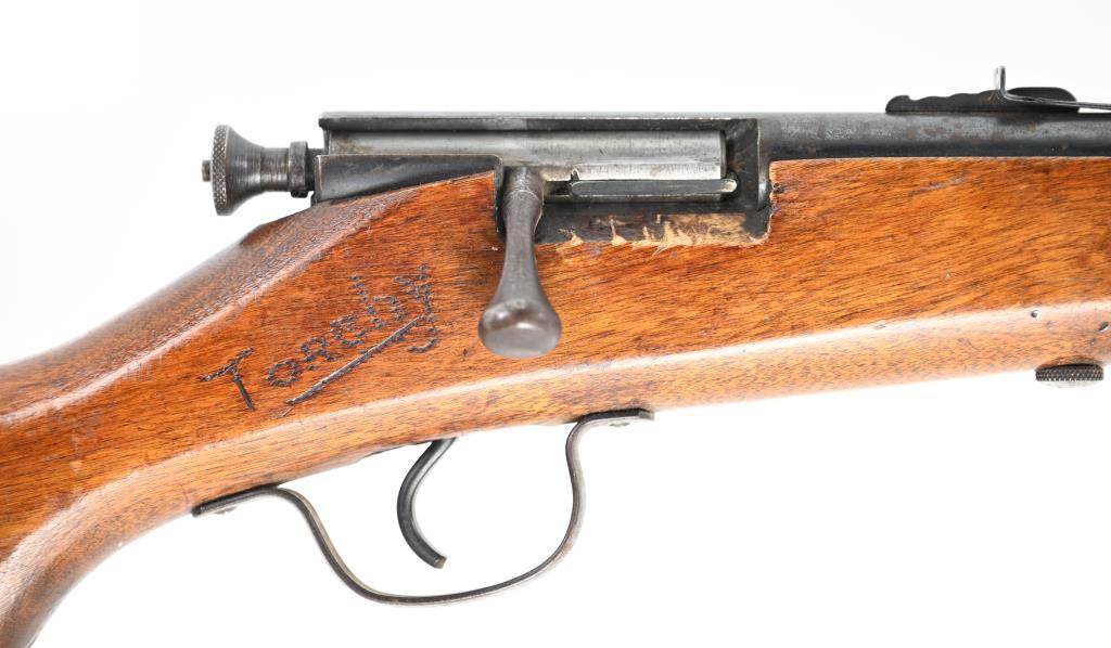 J. STEVENS ARMS CO SPRINGFIELD 15 Bolt Action Rifle MFG./IMP. BY: J. STEVENS ARMS CO MODEL:
