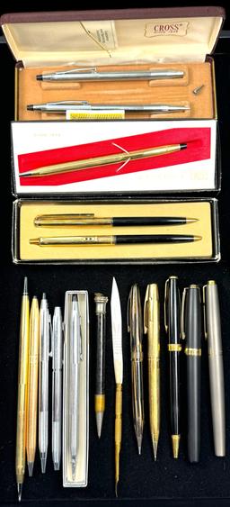 Lot of 17 estate pens & pencils