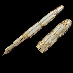 Authentic estate 2005 Montblanc Pope Julius II 0451/4810 Limited Edition gold-plated fountain pen