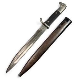 Circa WWII-era Germany E. Pack & Sohne Solingen steel bayonet with scabbard