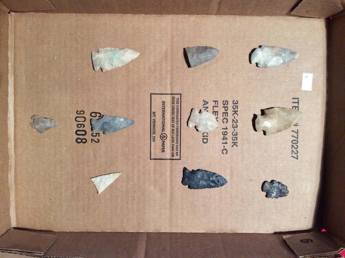 Assortment of Arrowheads (10)