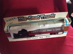 Ertl Mack Flatbed w/ I-Beam Semi  1/64