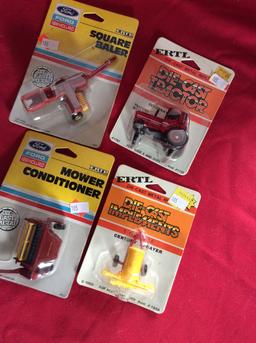 4 pieces IH New Holland 1/64