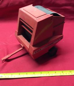 Case 8465  Round Baler  1/16